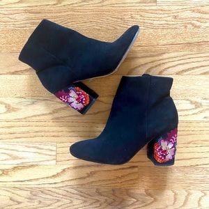 EXPRESS embroidered ankle booties